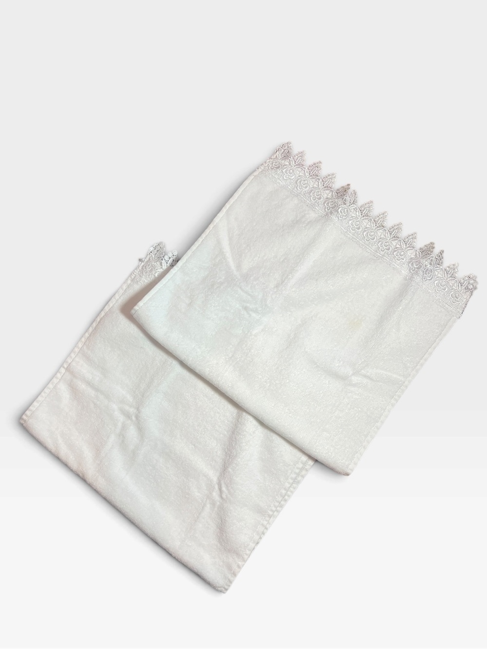 DCL Collection 2002 100% Cotton White Lace-Trim Towels Set of 2